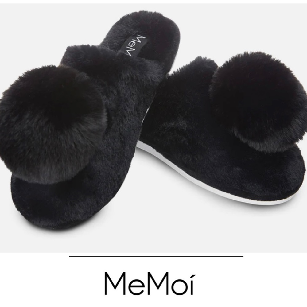 New MeMoi GLORIA PLUSH POM-POM SLIPPERS
Fashion Hollywood Style Plush Faux Fur